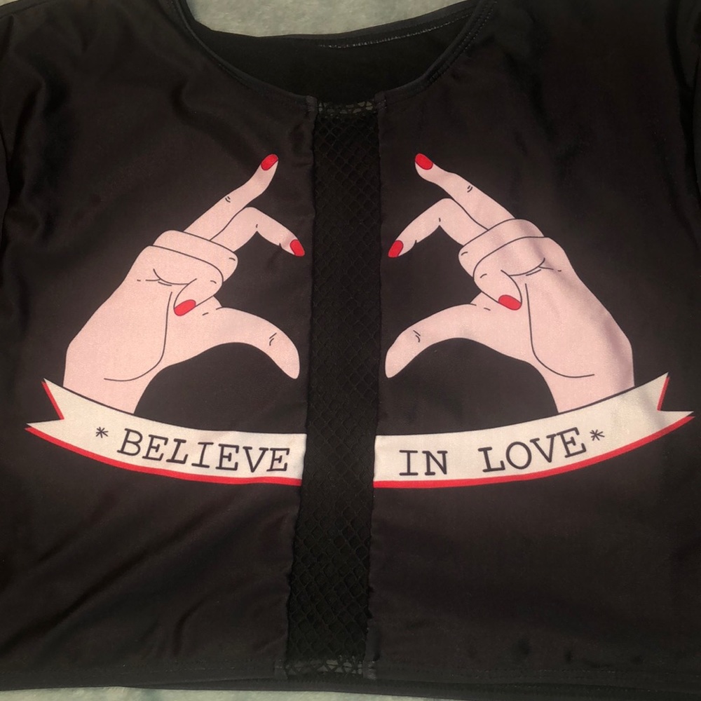 Plus SHEIN Crop top - Picture 2 of 2